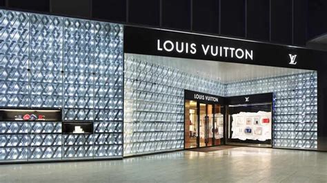 Louis Vuitton dépasse les 20 milliards de chiffre d’affaires et 